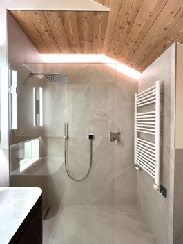 Renovated bathrooms in Parc A15 apartment, Champex-Lac by WADE Architecture, ongoing project