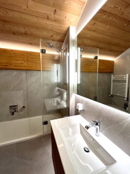 Renovated bathrooms in Parc A15 apartment, Champex-Lac by WADE Architecture, ongoing project